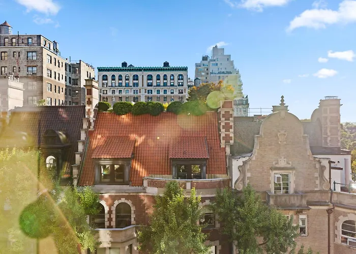 Riverside Tower Hotel